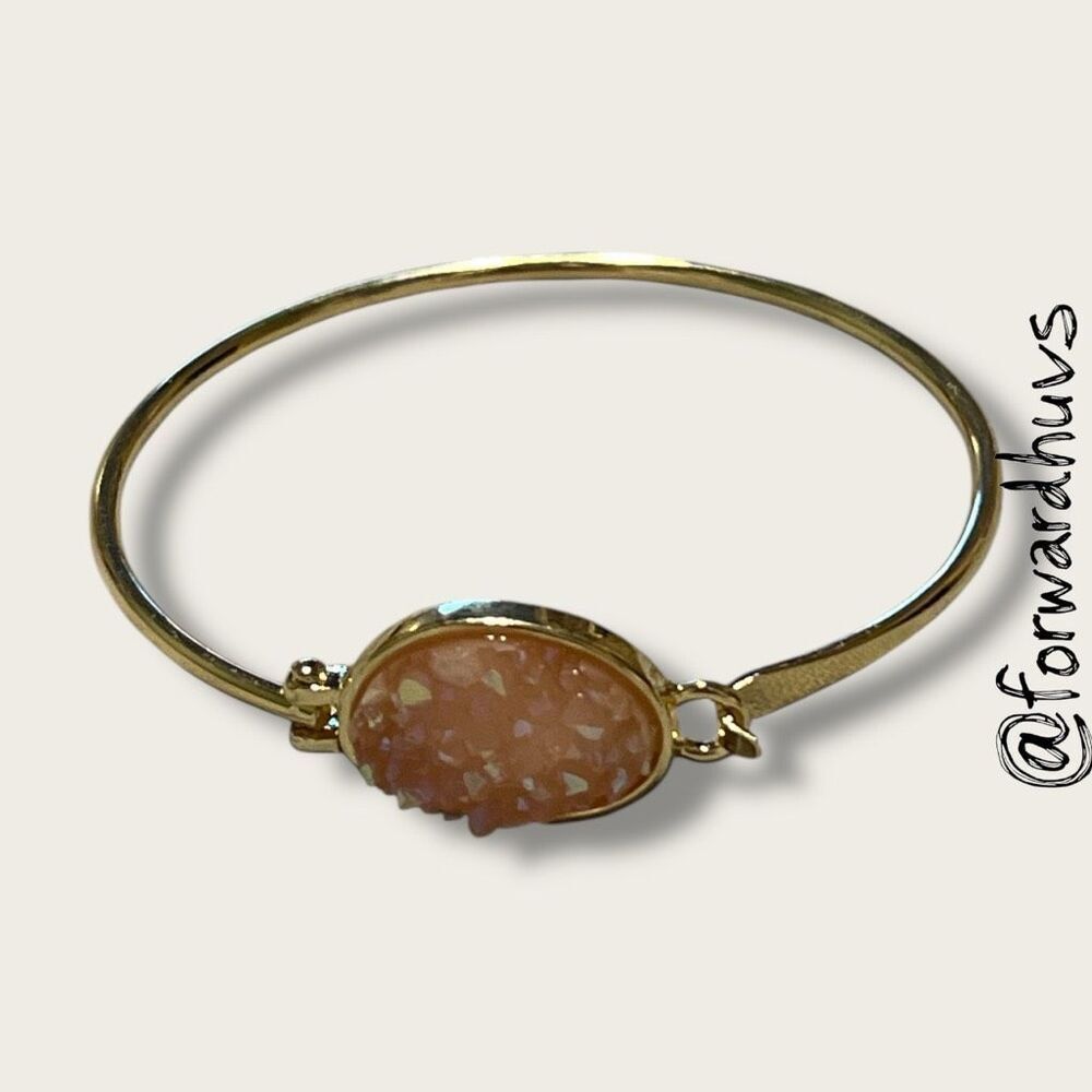 Bundle Sale 3 for $15 | Hinge Closing Bracelet | Oval Speckled Pink Center